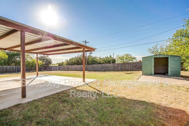 Building Photo - 1113 Gifford Dr