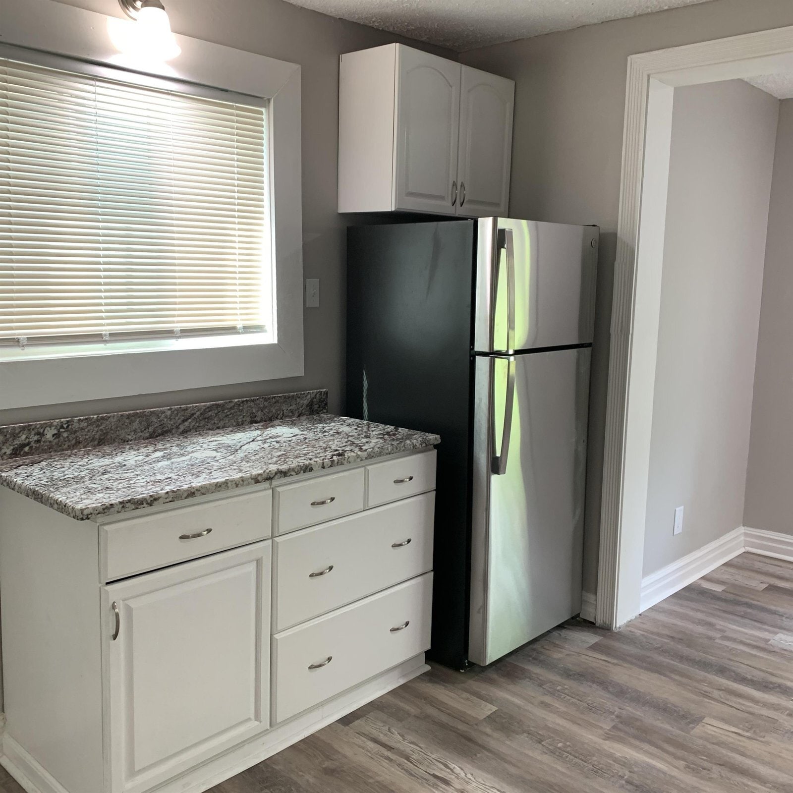 Building Photo - 1005 Teall Ave