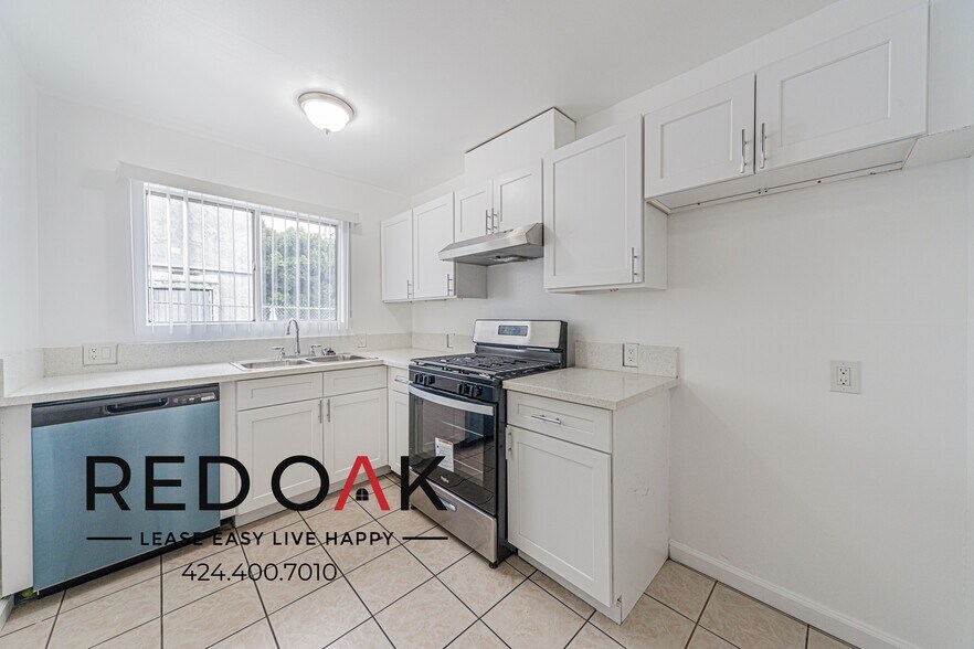 Building Photo - 6928 Agnes Ave