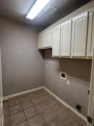 Building Photo - 8601 Spectrum Dr