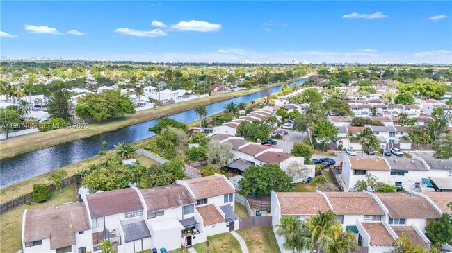 Building Photo - 6505 SW 113th Pl