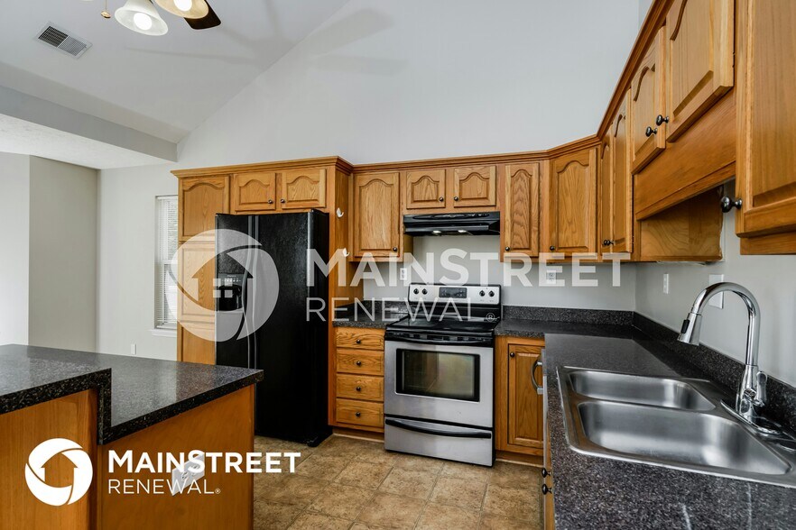 Building Photo - 13024 Bessels Blvd
