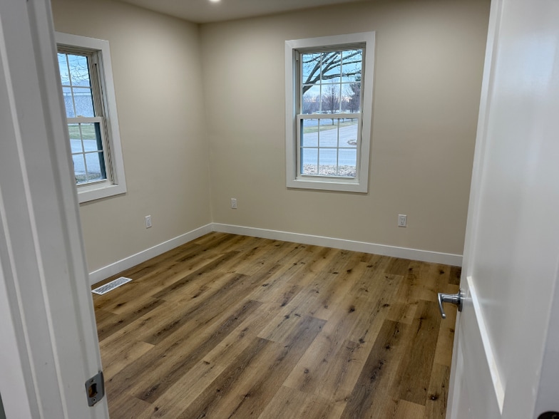 Building Photo - 191 Washington St