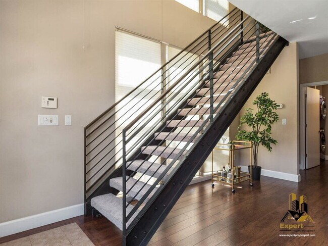 Building Photo - 797 Krypton Ct