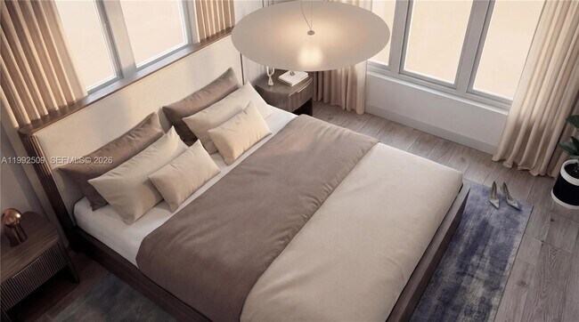 Building Photo - 824 SE 12th Ct