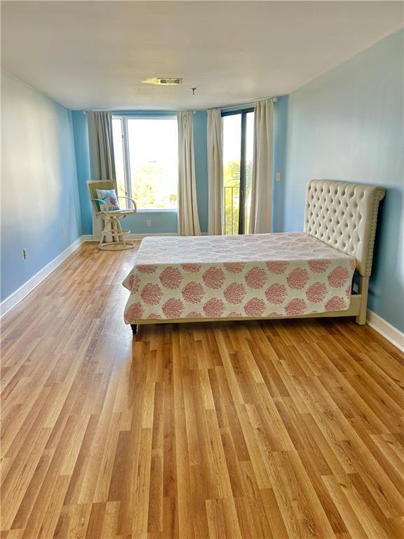 Building Photo - 1 Marina Dr