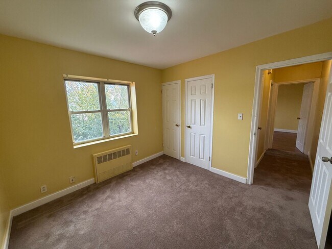 Building Photo - 63-11 110th St