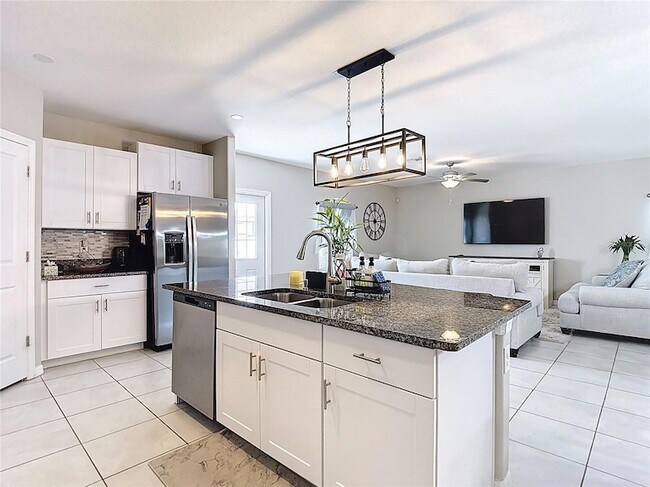 Building Photo - 403 Argyll Dr