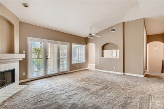 Building Photo - 7640 Rolling View Dr