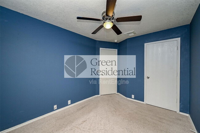 Building Photo - 23850 Pebworth Pl