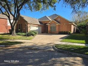 Building Photo - 2727 Gregway Ln