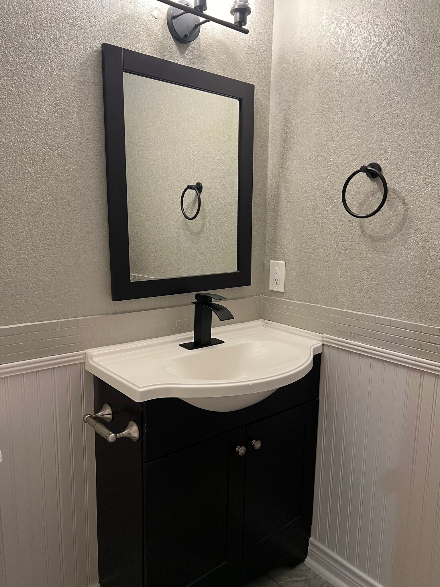 Building Photo - 12132 Vista Nogal St