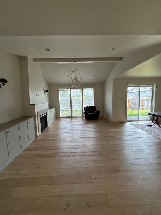Building Photo - 3Bed/2 Bathroom Beautiful New Construction...