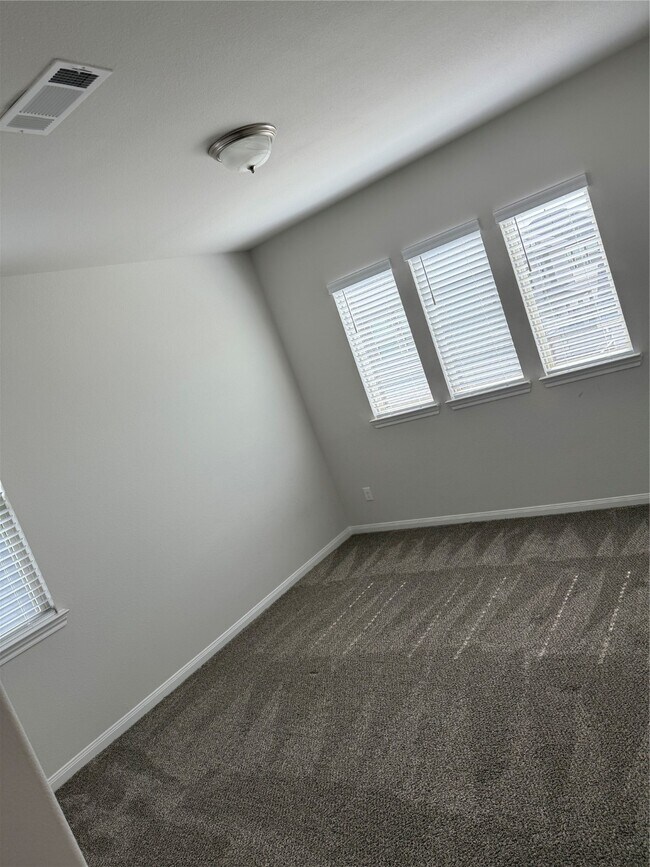 Building Photo - 31127 Mahogany Fir Trl