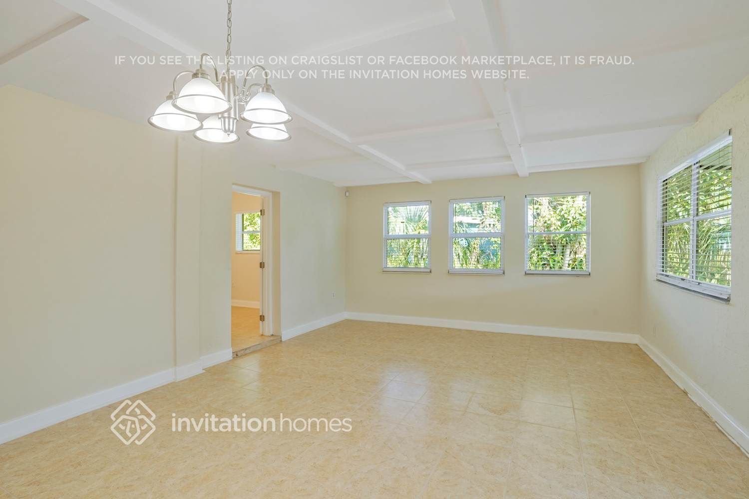 Building Photo - 5095 NE 17th Dr