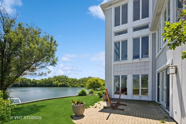Building Photo - 13161 Wood Duck Dr