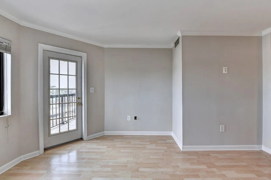 Building Photo - 795 Hammond Dr