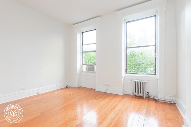 Building Photo - 673 Sterling Pl