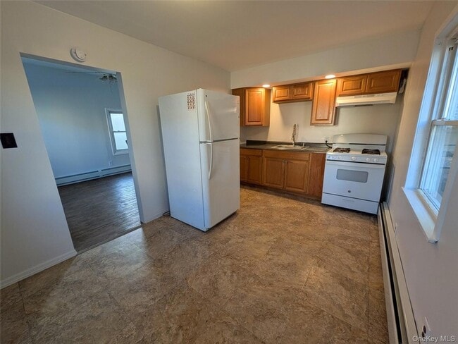 Building Photo - 90-92 W Railroad Avenue Unit