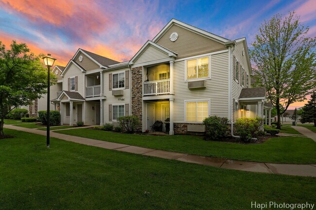 Building Photo - 2313 Silverstone Dr