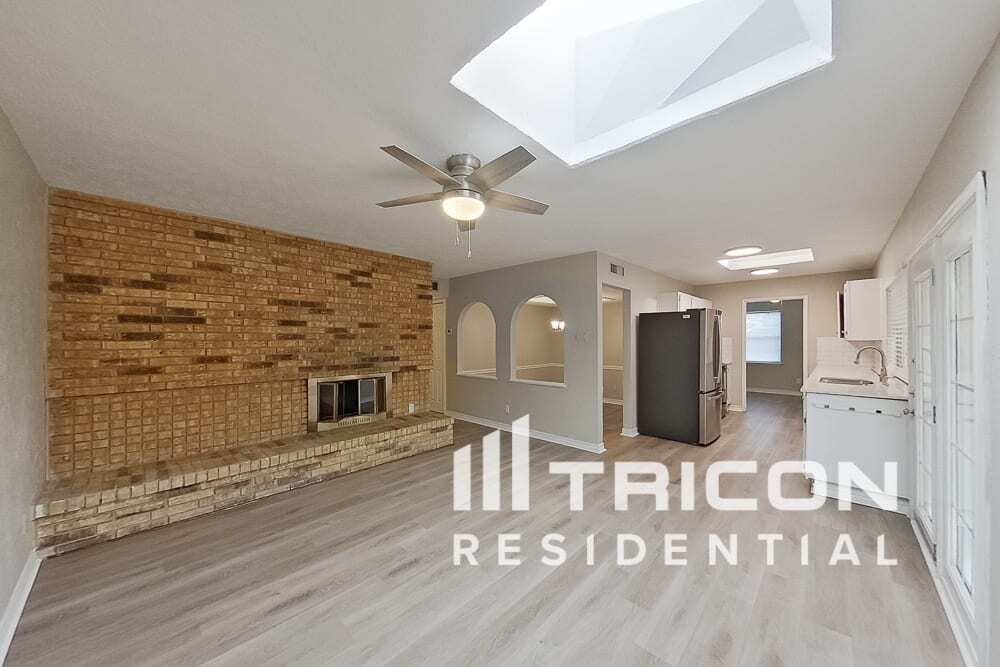 Building Photo - 4848 Alta Oaks Ln
