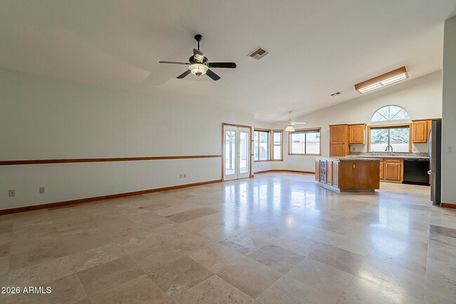 Building Photo - 8844 W Cavalier Dr