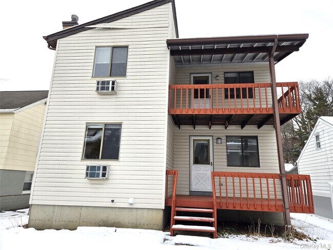 Building Photo - 90 Graywood Rd