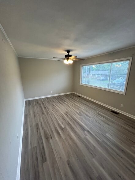 Building Photo - 1320 Parker Ave SW