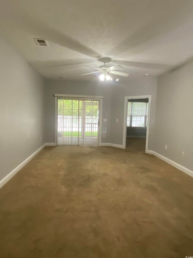 Building Photo - 105 Fountain Pointe Ln