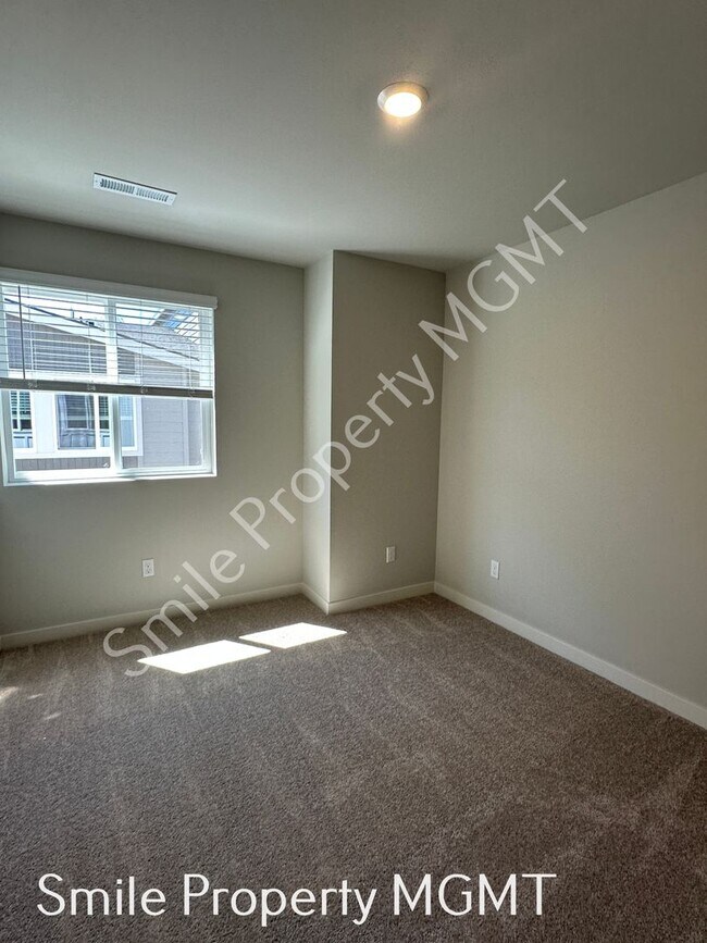Building Photo - Brand New House for Rent