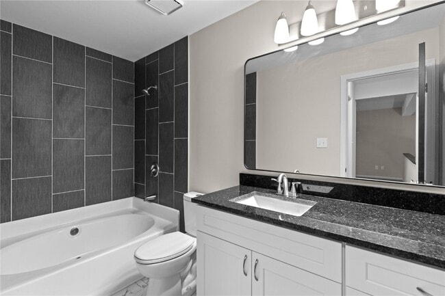 Building Photo - 178 Cascade Cir Dr