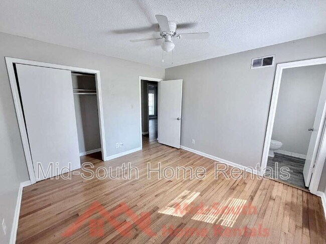 Building Photo - 1359 Heathcliff Dr