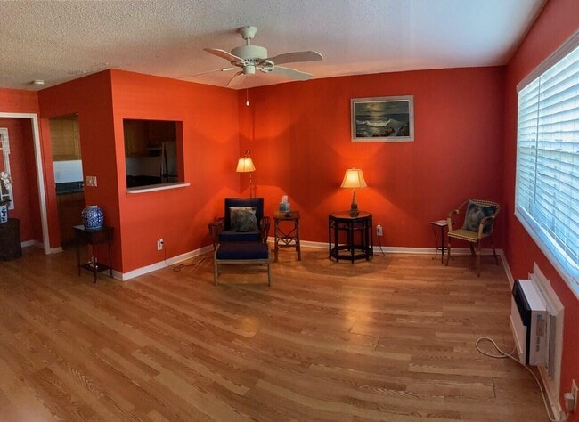 Building Photo - 171 West Dr