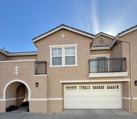 Building Photo - Beautiful 2 bed 2 bath Rancho Cucamonga Condo