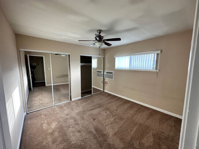 Interior Photo - 346 - 300 Dunster Dr