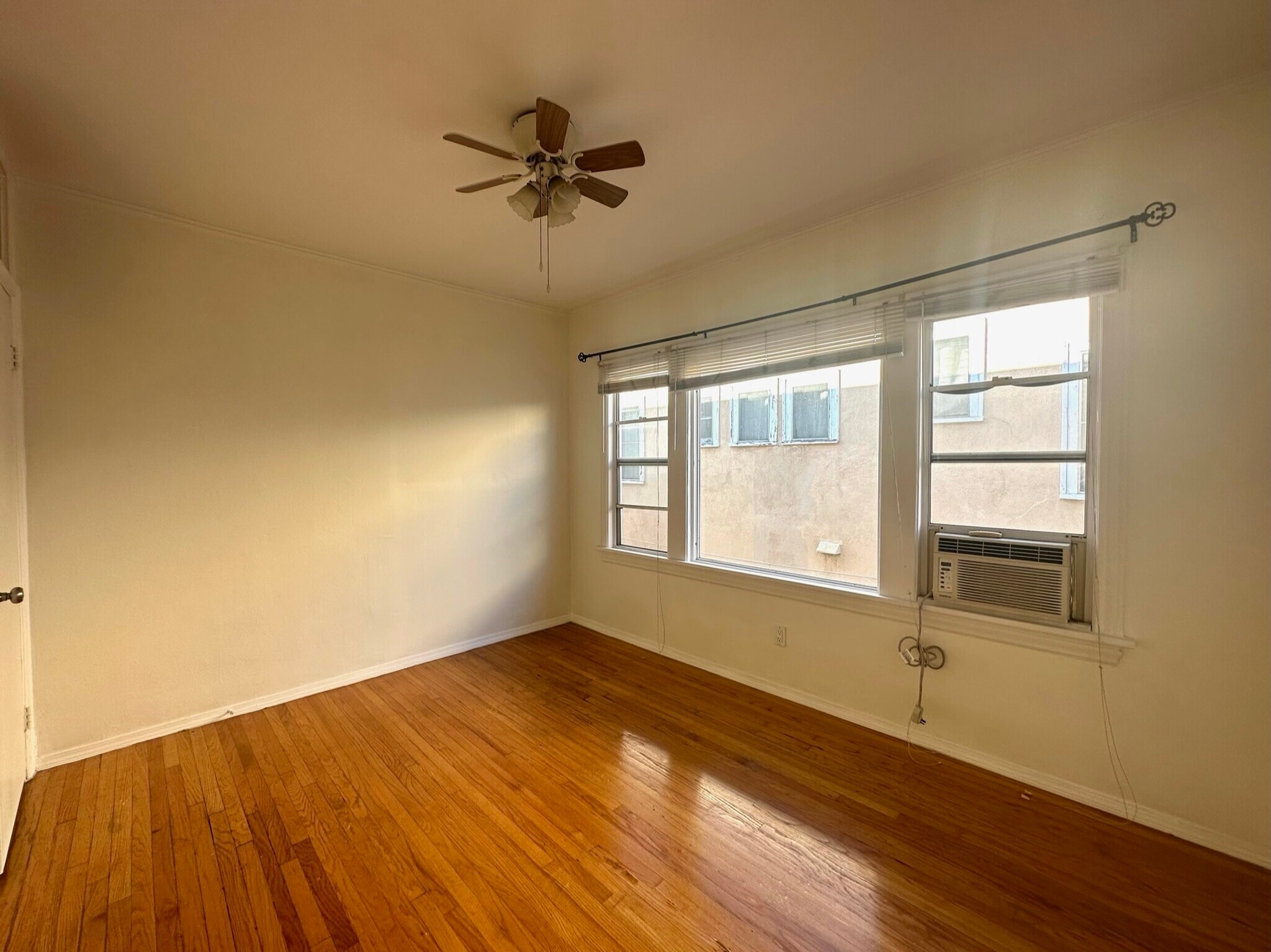 Bedroom #2 - 719 1/2 N Ridgewood Pl