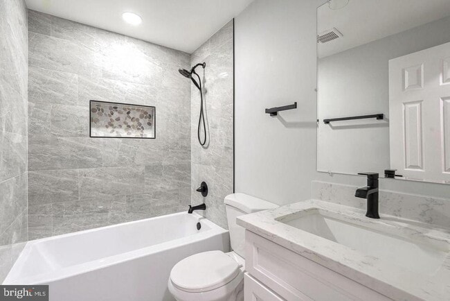 Building Photo - 12672 Catawba Dr