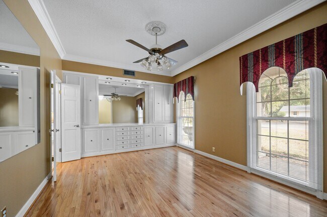 Building Photo - 254 Berkley Ct