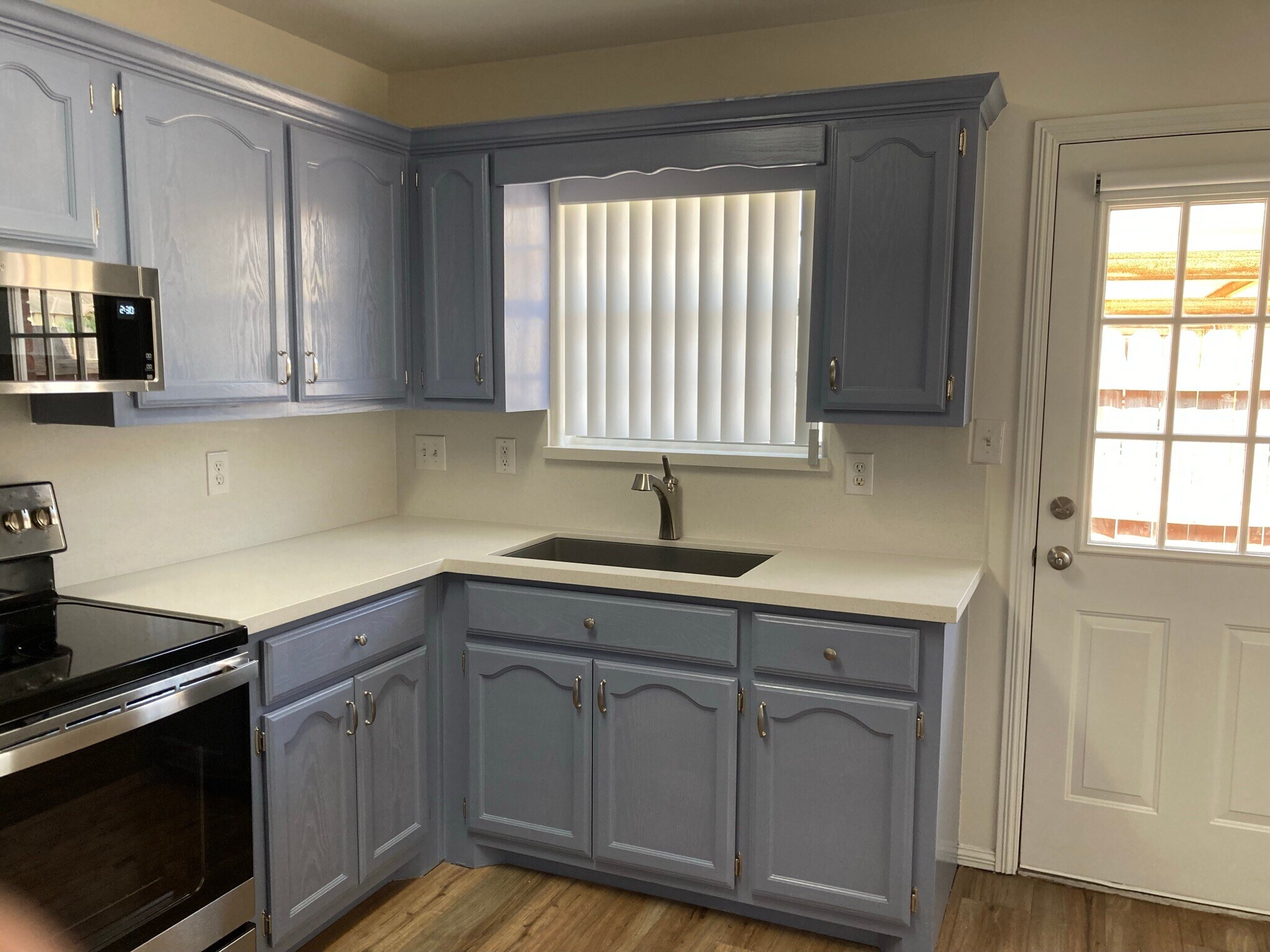 Building Photo - 910 English Ave