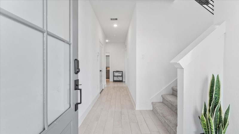 Building Photo - 15147 Colorado Bnd Pk Dr