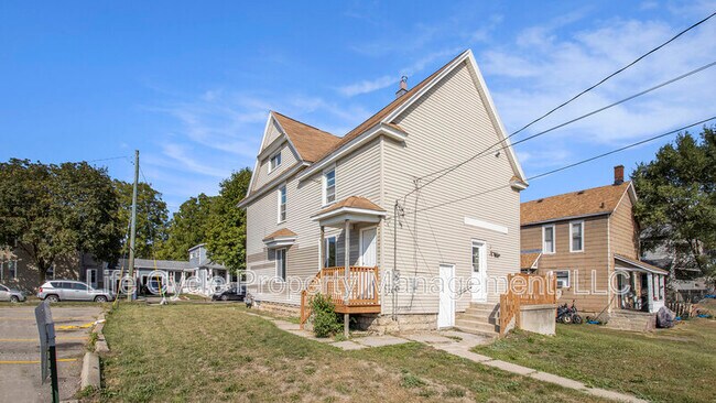 Building Photo - 1312 Hamilton Ave NW