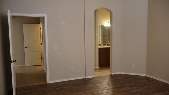 Building Photo - 4 Bedroom