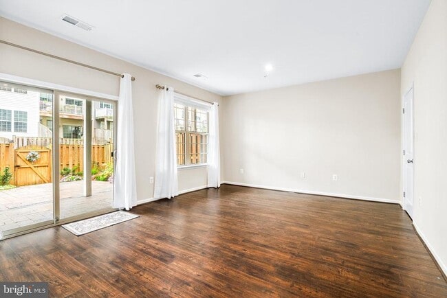 Building Photo - 8479 Randell Rdg Rd