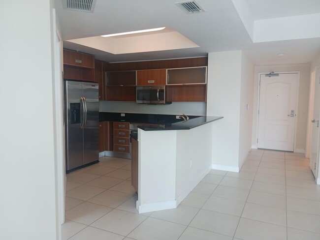 Building Photo - 410 Evernia St