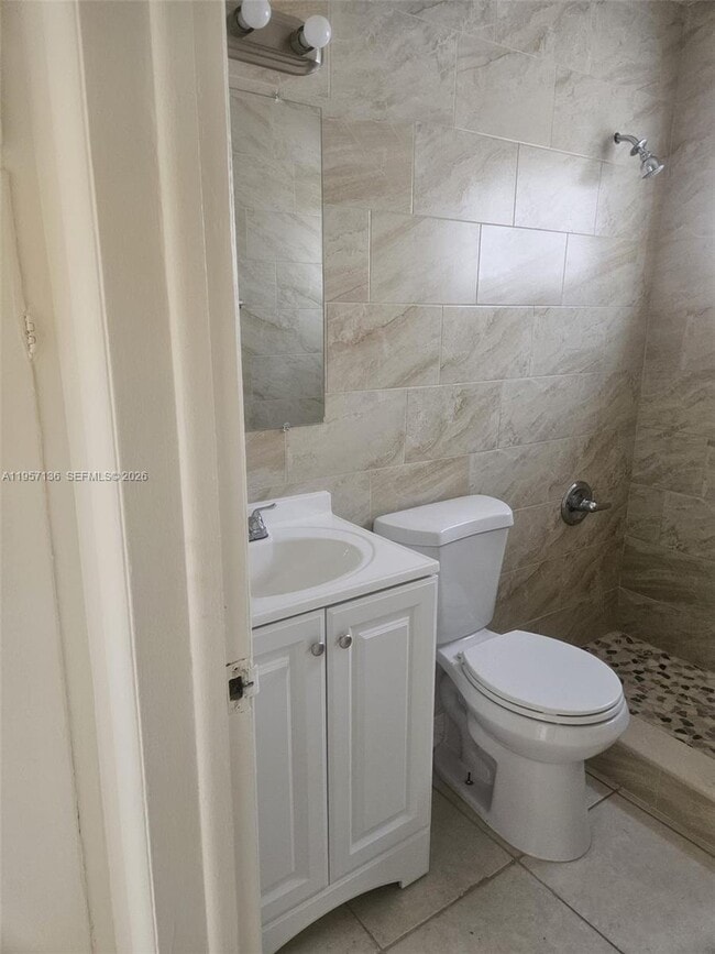 Building Photo - 2230 Madison St