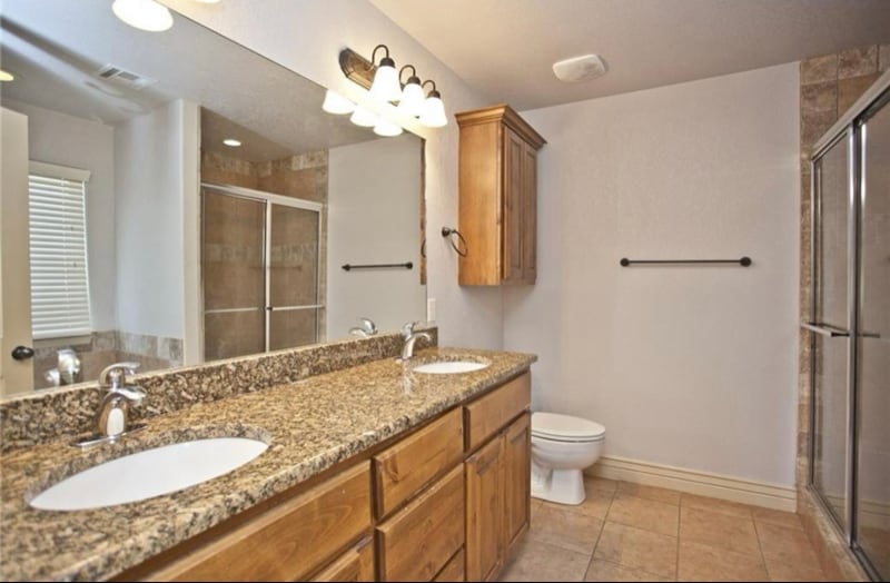 Building Photo - 2605 SW Joshua Ave