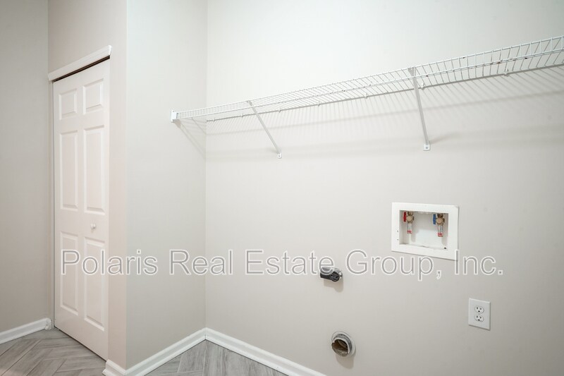 Building Photo - 12175 Bubbling Brook Dr
