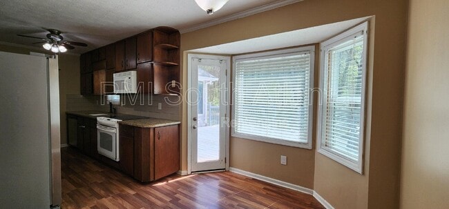 Building Photo - 200 Eli Run