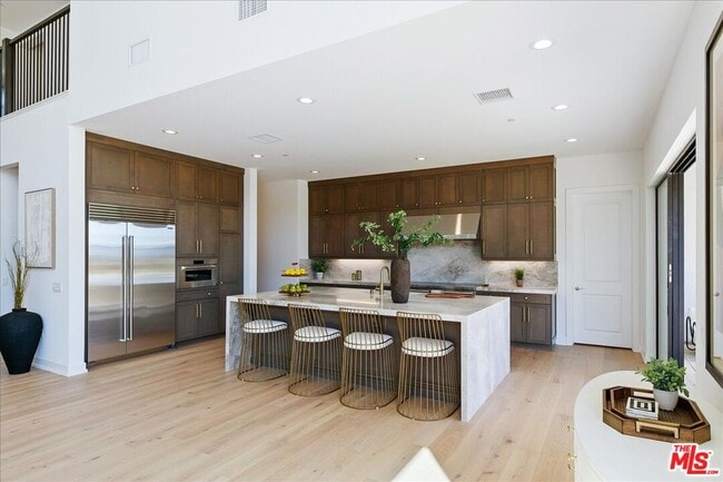 Building Photo - 22810 Seaqua Cir