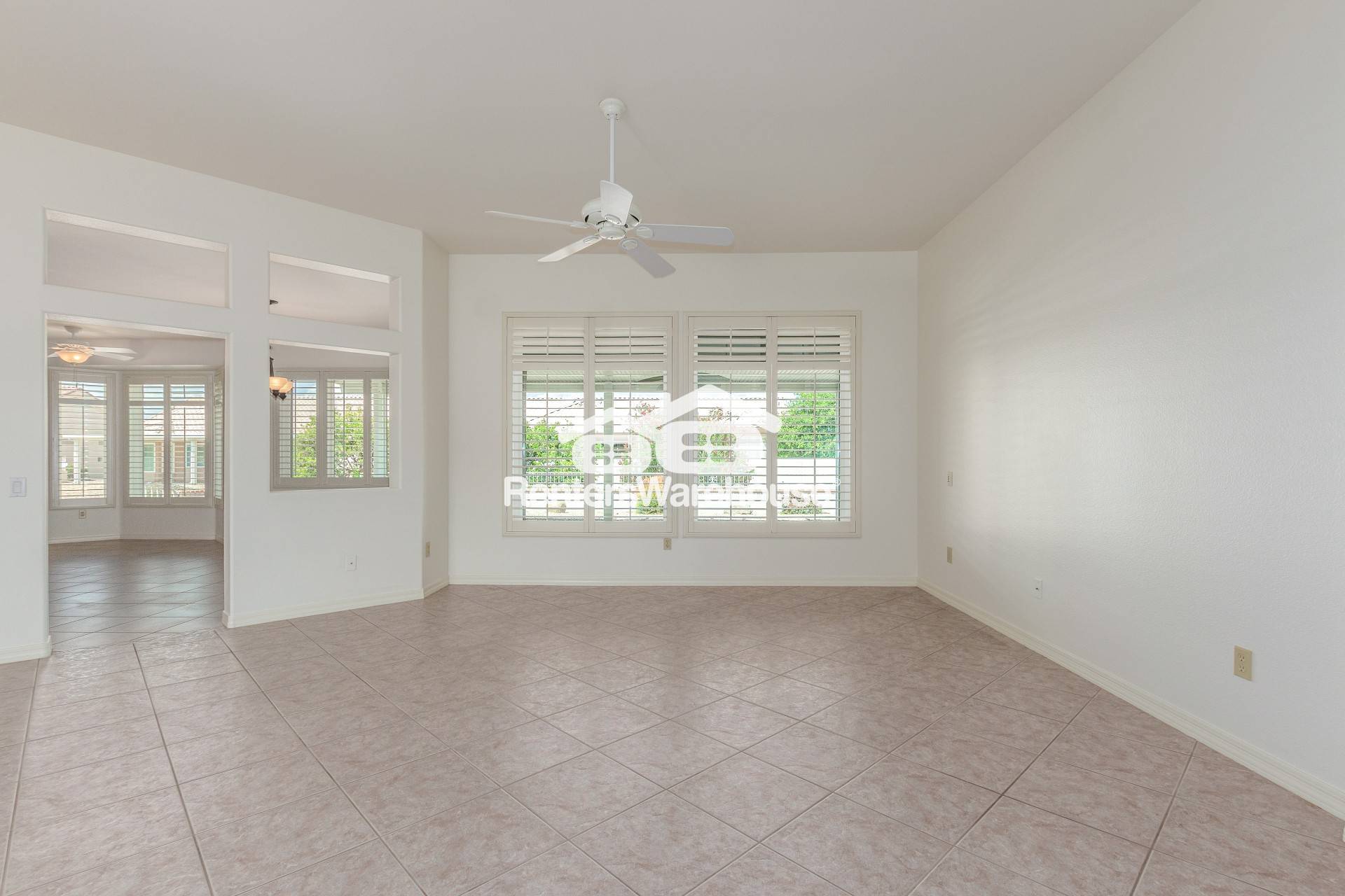 Building Photo - 15902 W Sentinel Dr